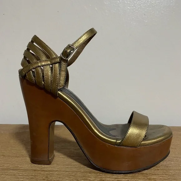 Y2K Vintage MARNI Gold CHUNKY Heels Size 5.5 - Picture 8 of 8